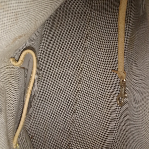 Dooney and Bourke Black & Tan Domed Leather Satchel Logo - Picture 16 of 16